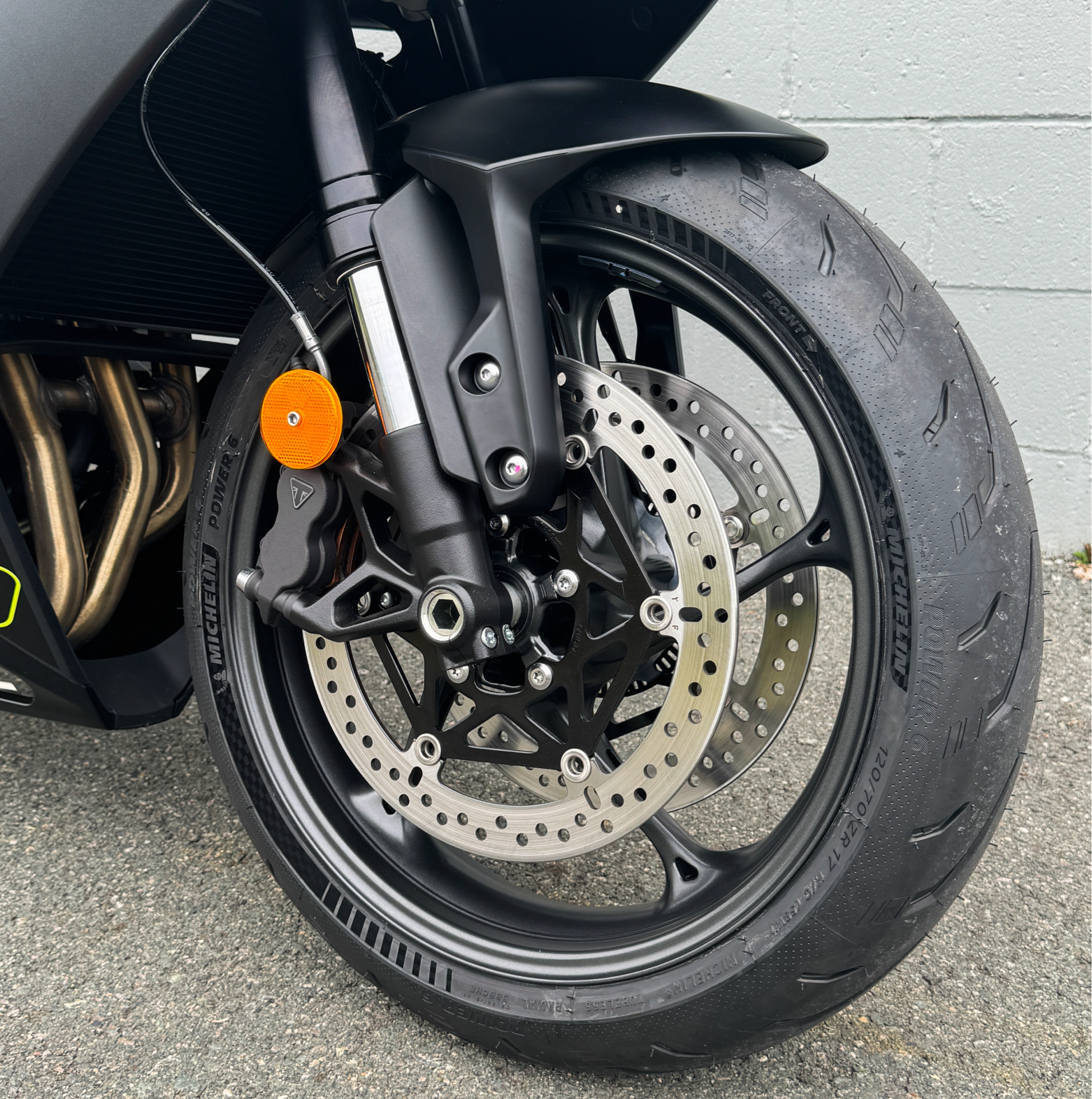 2025 Triumph Daytona 660 in Enfield, Connecticut - Photo 18