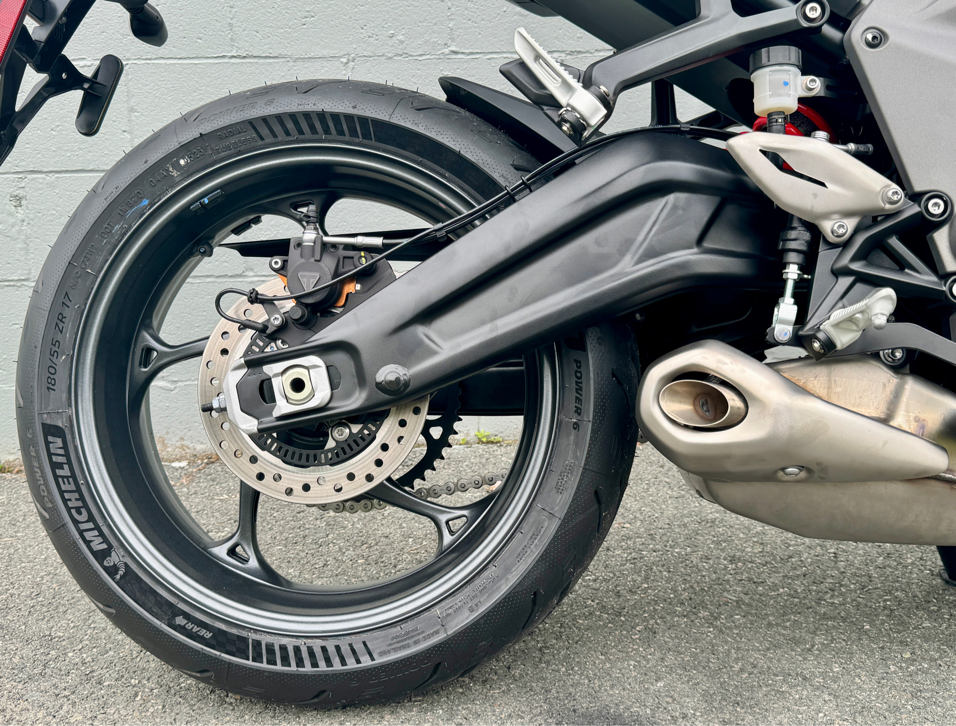 2025 Triumph Daytona 660 in Enfield, Connecticut - Photo 9