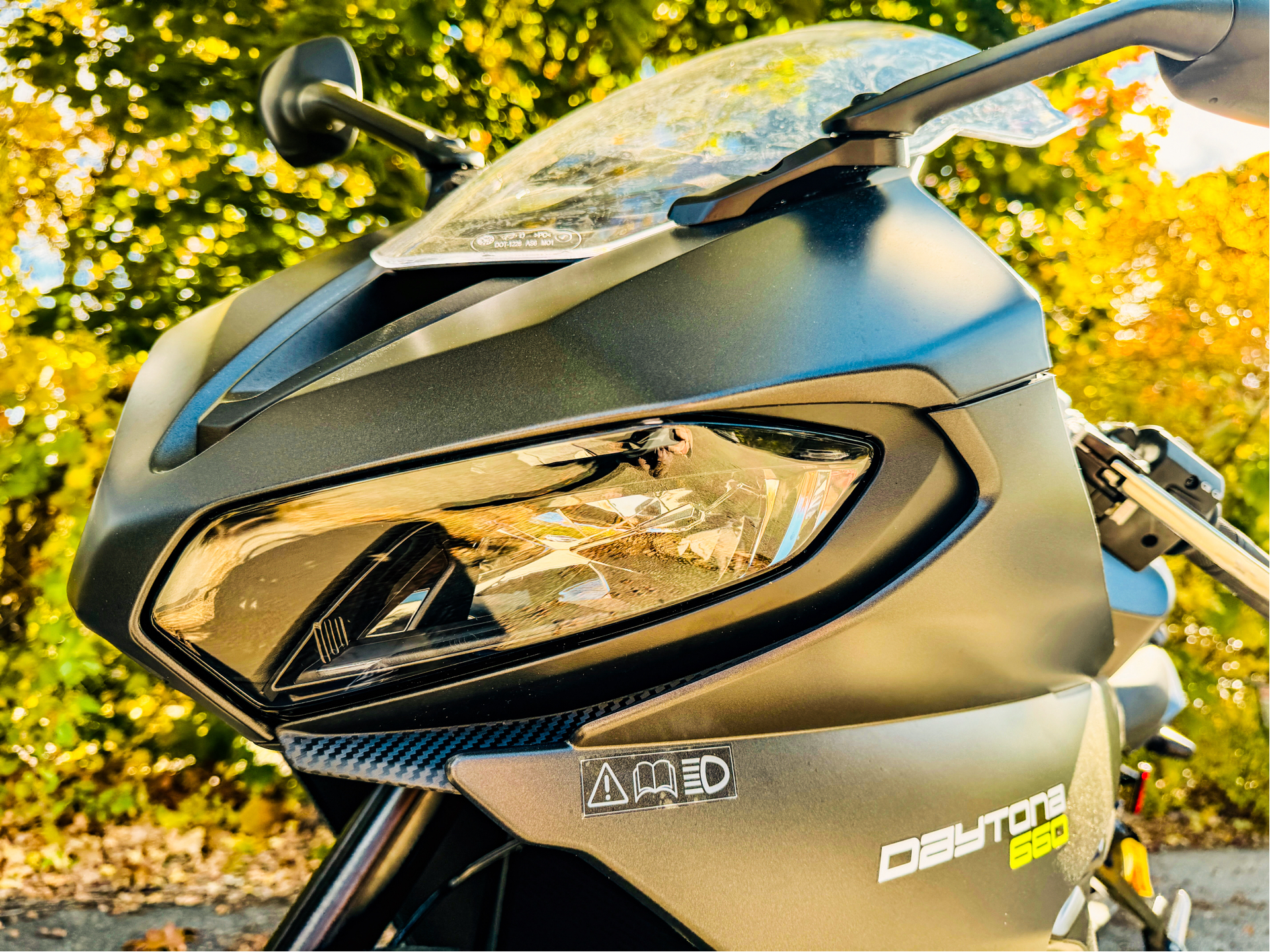 2025 Triumph Daytona 660 in Enfield, Connecticut - Photo 16