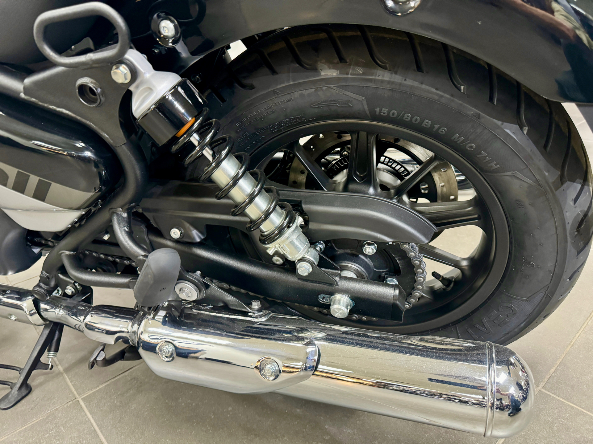 2024 Royal Enfield Super Meteor 650 in Enfield, Connecticut - Photo 24