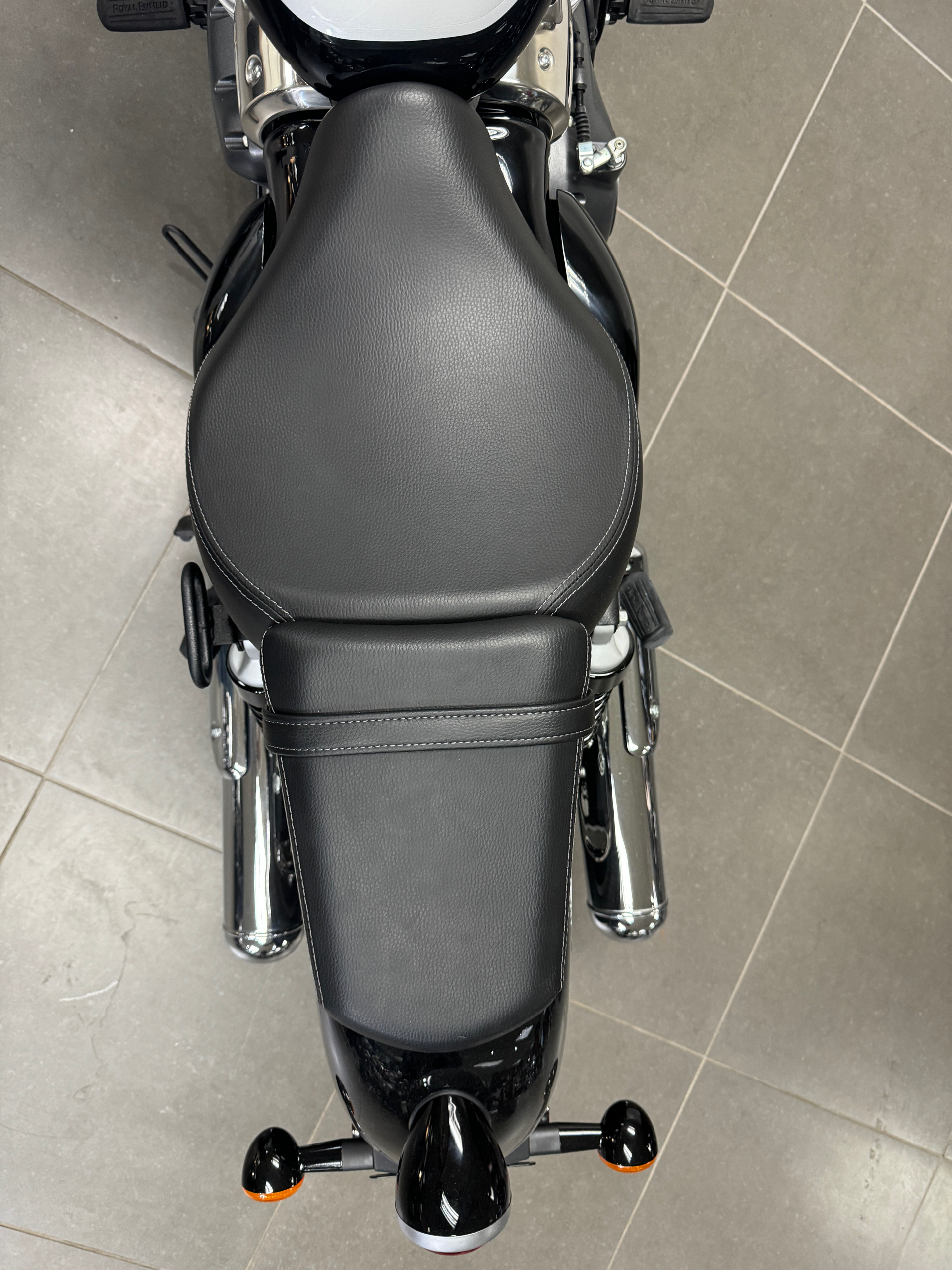 2024 Royal Enfield Super Meteor 650 in Enfield, Connecticut - Photo 17