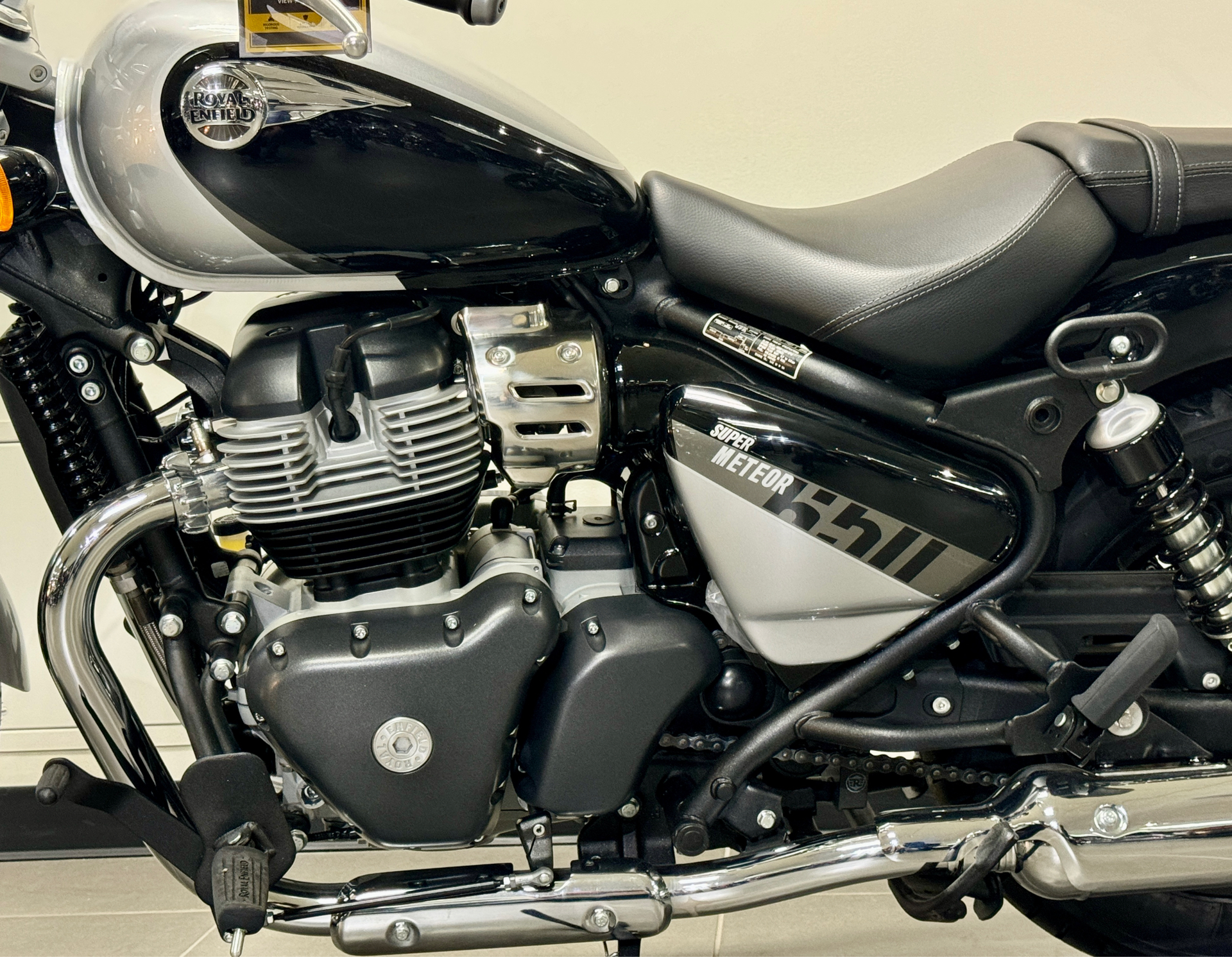 2024 Royal Enfield Super Meteor 650 in Enfield, Connecticut - Photo 22