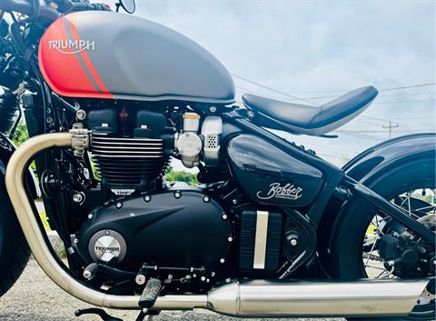 2025 Triumph Bonneville Bobber in Enfield, Connecticut - Photo 14
