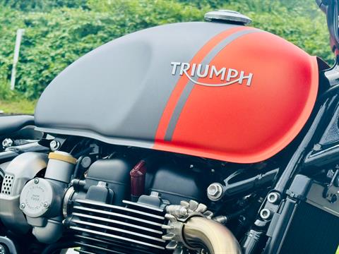 2025 Triumph Bonneville Bobber in Enfield, Connecticut - Photo 24