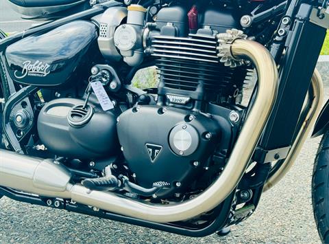 2025 Triumph Bonneville Bobber in Enfield, Connecticut - Photo 12