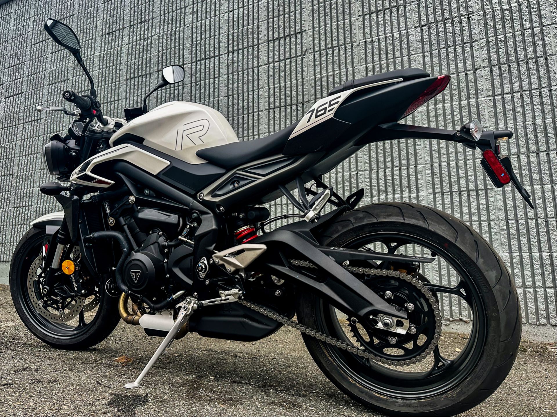 2024 Triumph Street Triple 765 R in Enfield, Connecticut - Photo 5