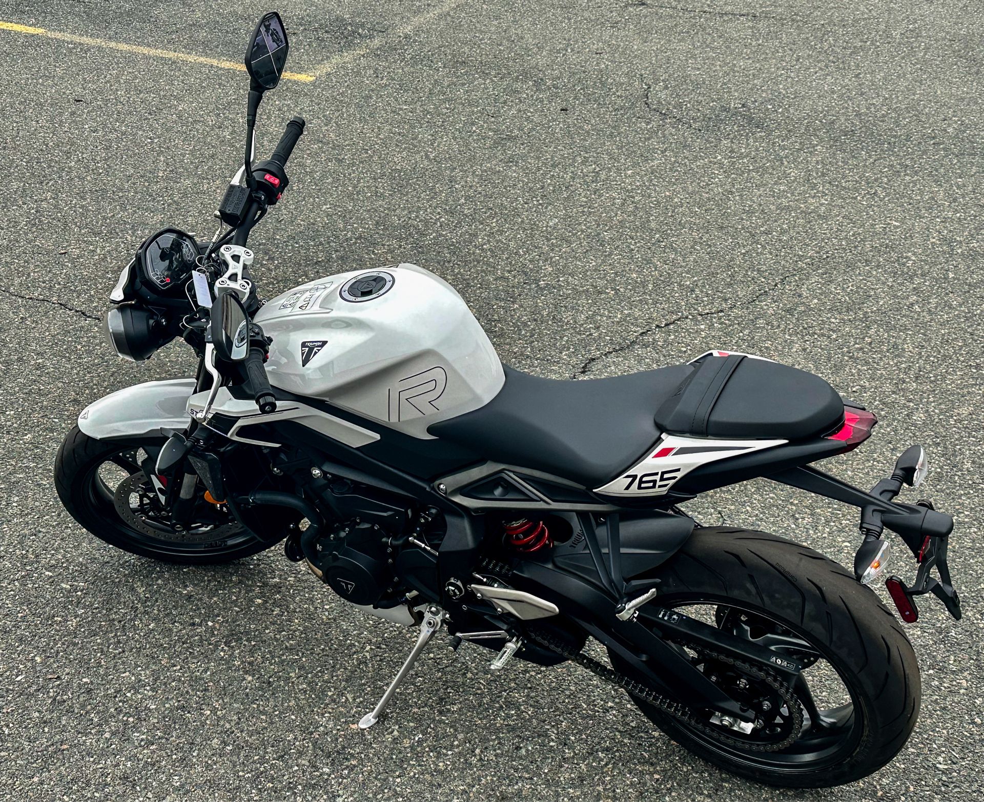 2024 Triumph Street Triple 765 R in Enfield, Connecticut - Photo 19