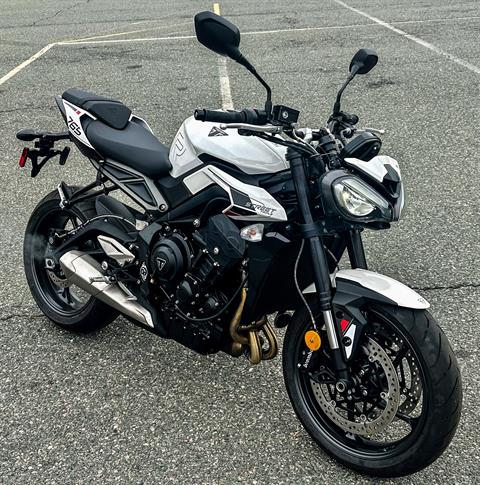 2024 Triumph Street Triple 765 R in Enfield, Connecticut - Photo 15