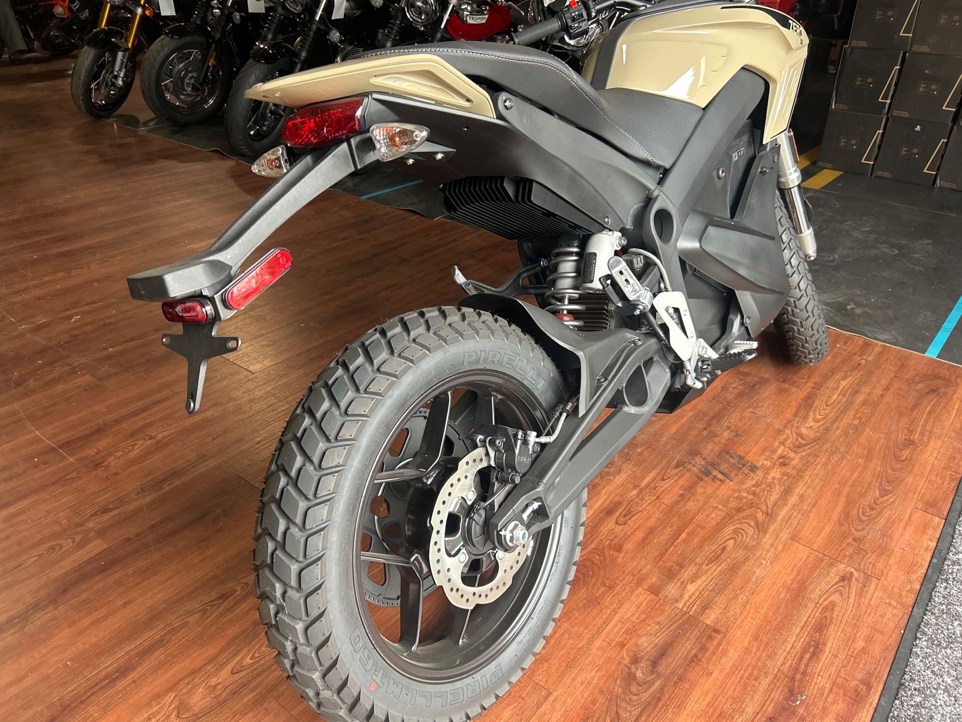 2023 Zero Motorcycles DS ZF7.2 in Enfield, Connecticut - Photo 5