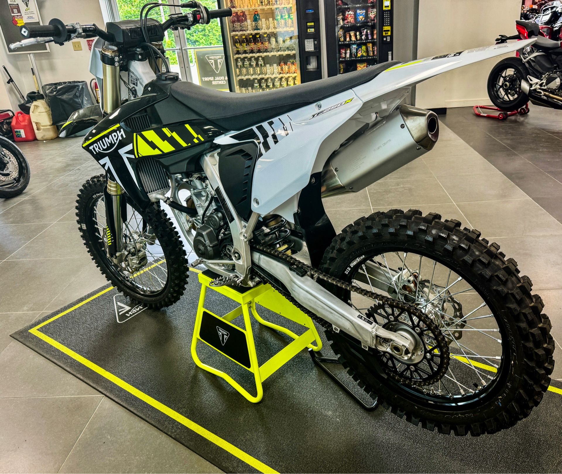 2024 Triumph TF 250-X in Enfield, Connecticut - Photo 6