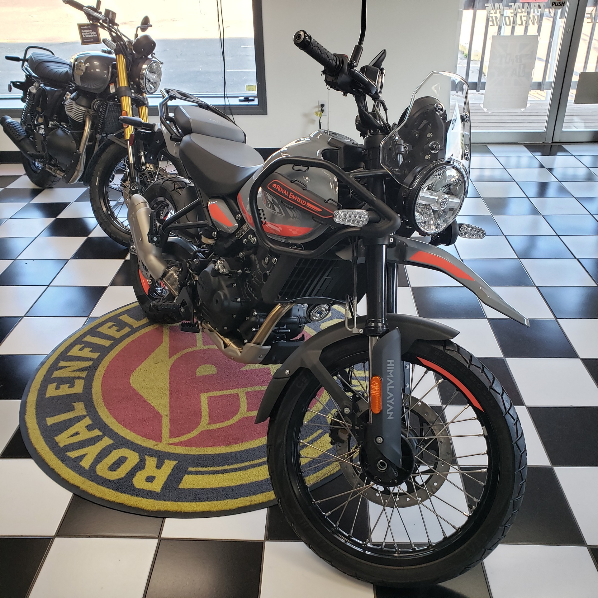 2025 Royal Enfield Himalayan 450 in Enfield, Connecticut - Photo 4