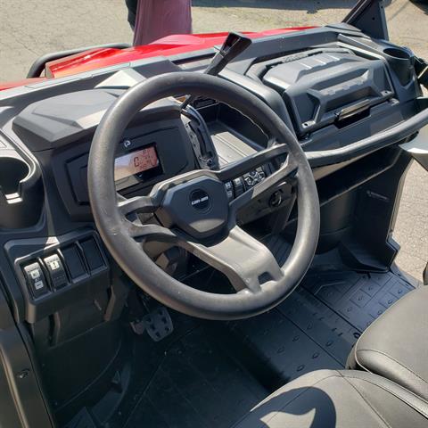 2024 Can-Am Defender XT HD10 in Enfield, Connecticut - Photo 7