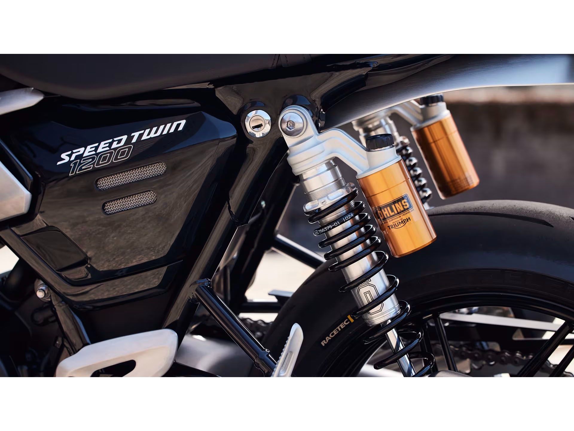 2025 Triumph Speed Twin 1200 RS in Enfield, Connecticut - Photo 20