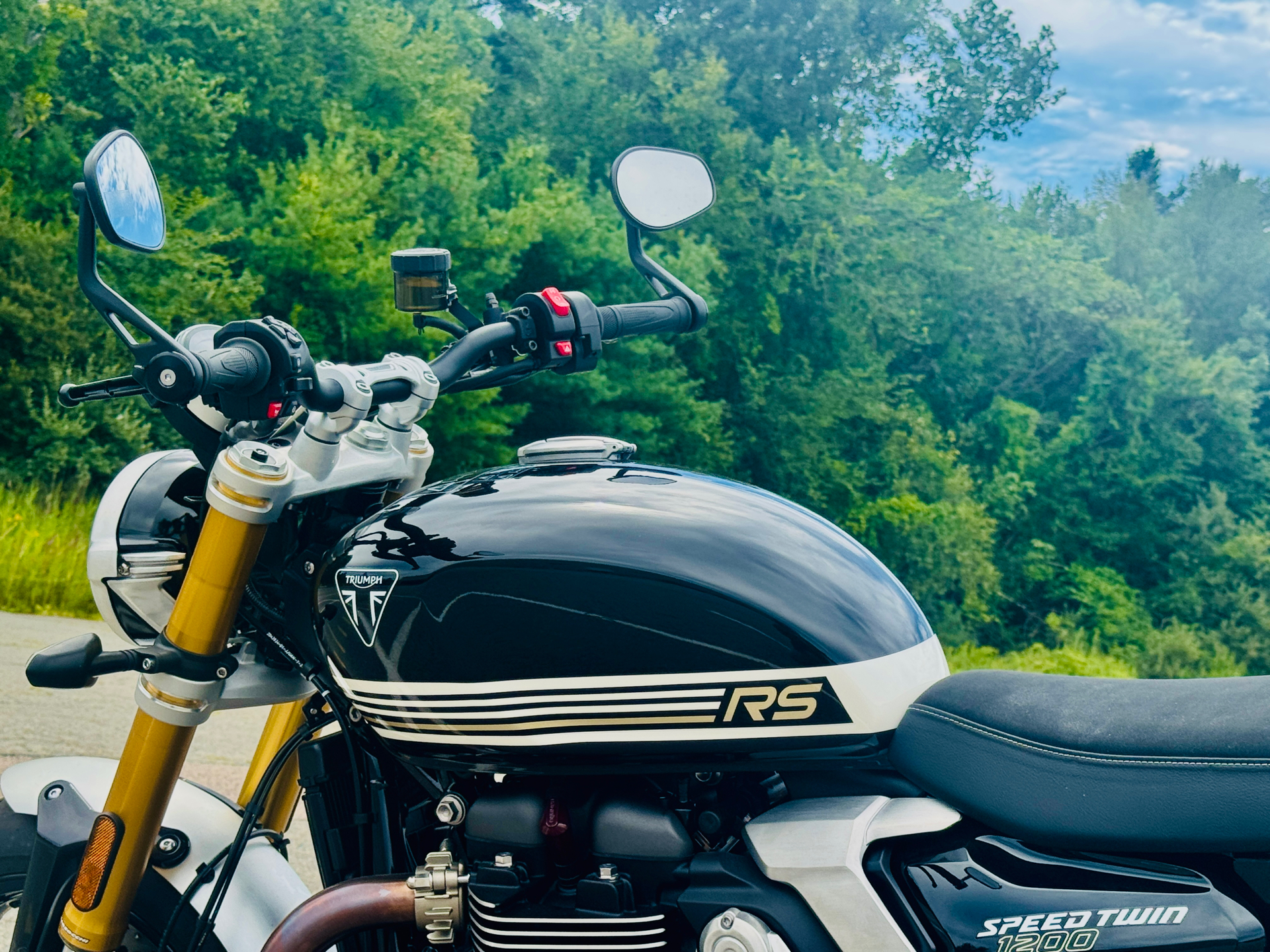 2025 Triumph Speed Twin 1200 RS in Enfield, Connecticut - Photo 18