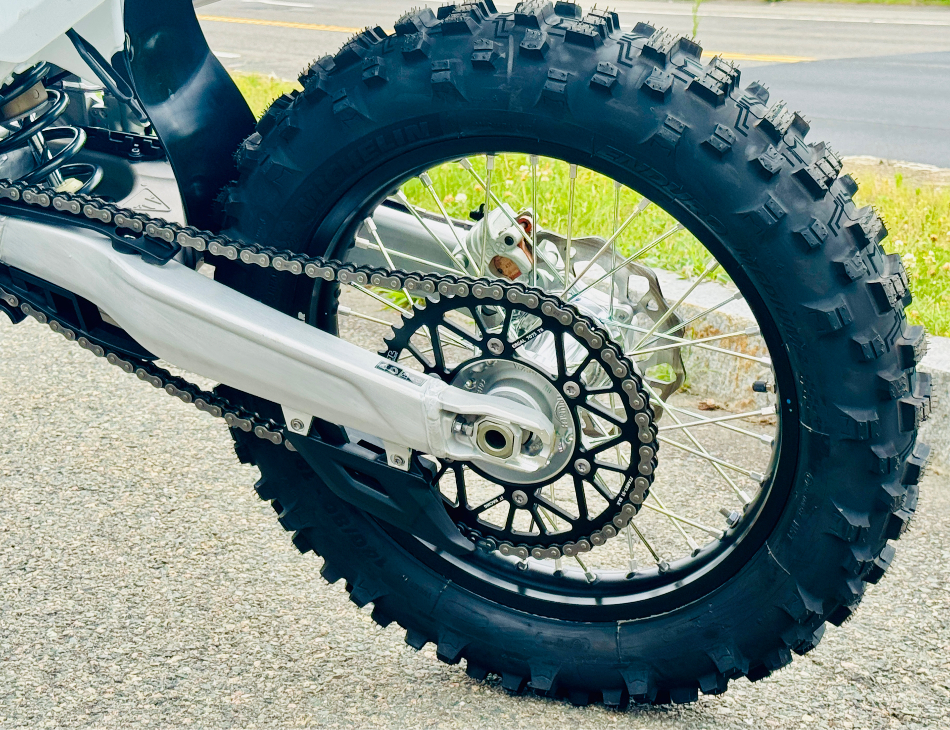 2026 Triumph TF 450-E in Enfield, Connecticut - Photo 17