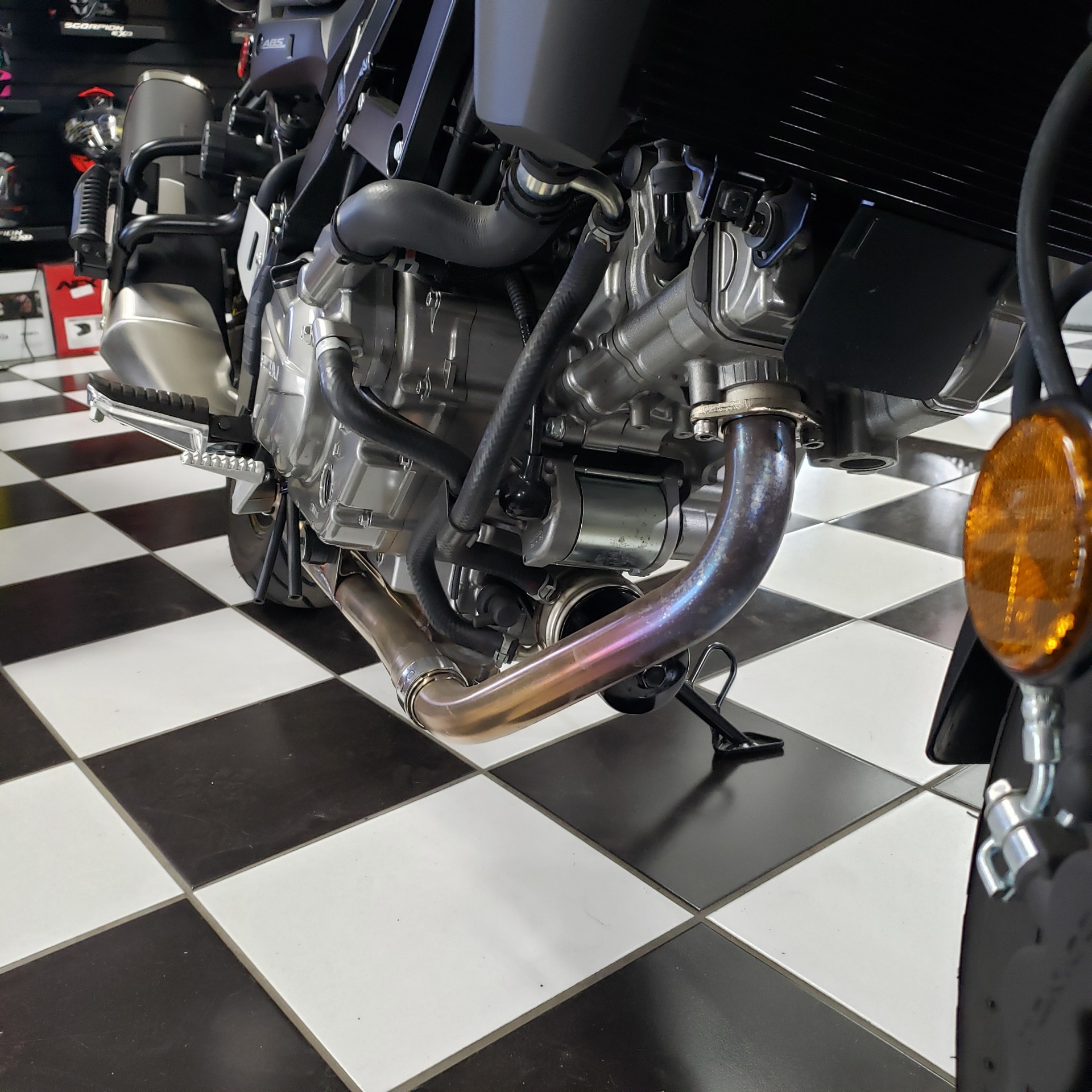 2022 Suzuki V-Strom 650XT in Enfield, Connecticut - Photo 12