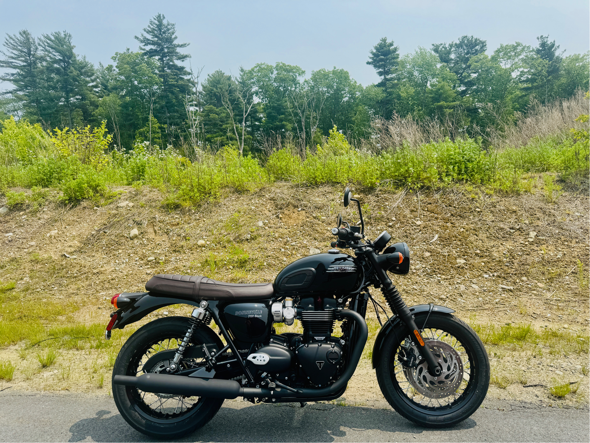 2025 Triumph Bonneville T120 Black in Enfield, Connecticut - Photo 17