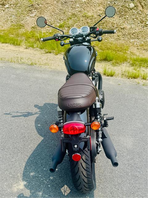 2025 Triumph Bonneville T120 Black in Enfield, Connecticut - Photo 5
