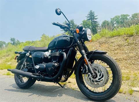 2025 Triumph Bonneville T120 Black in Enfield, Connecticut - Photo 23