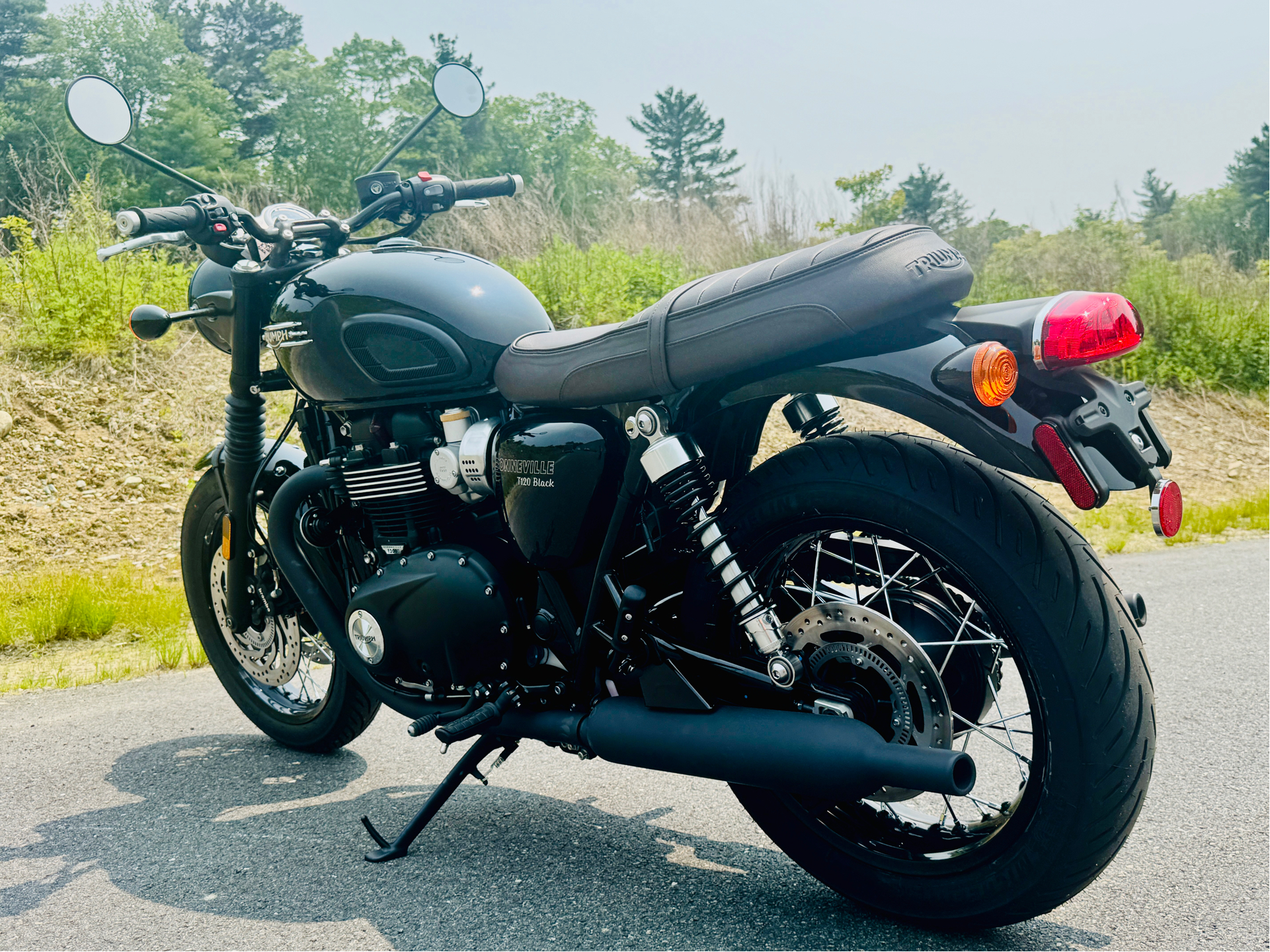 2025 Triumph Bonneville T120 Black in Enfield, Connecticut - Photo 13