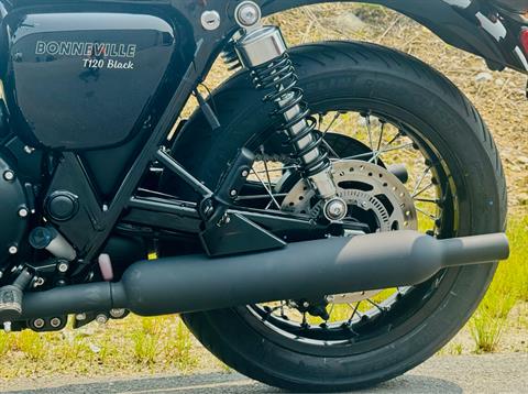 2025 Triumph Bonneville T120 Black in Enfield, Connecticut - Photo 16