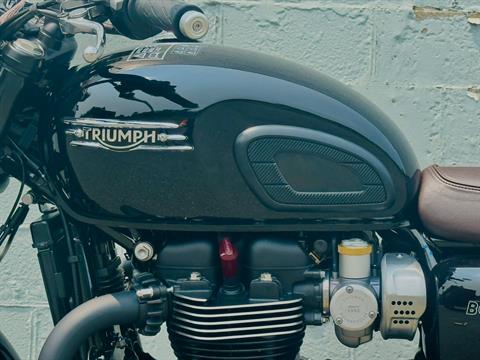 2025 Triumph Bonneville T120 Black in Enfield, Connecticut - Photo 2