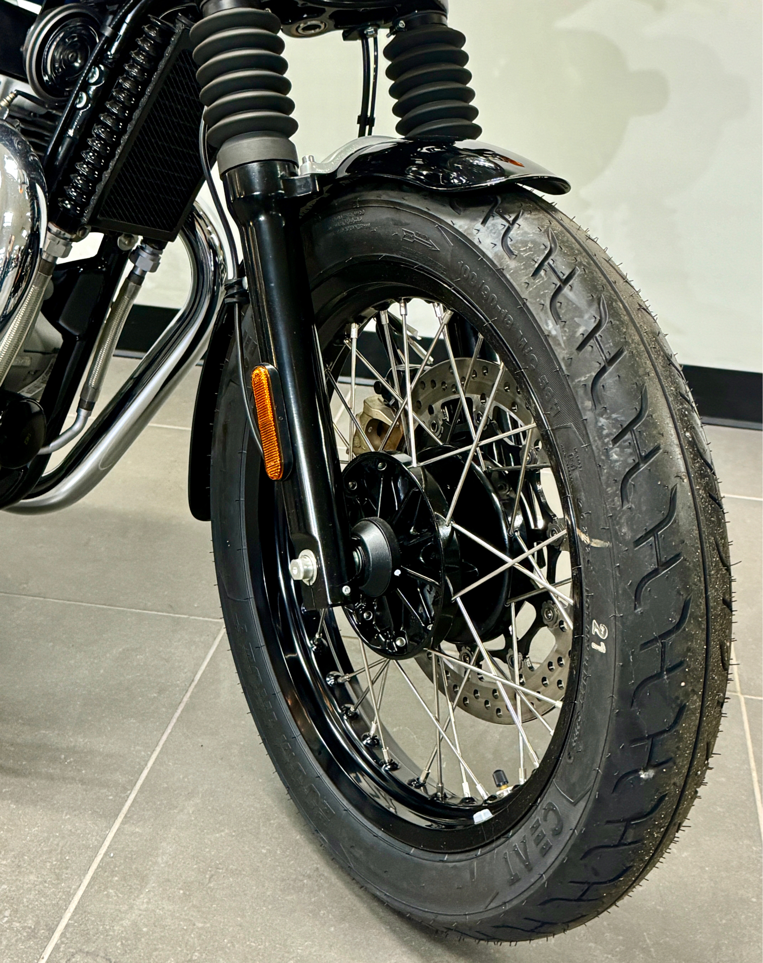 2023 Royal Enfield Continental GT 650 in Enfield, Connecticut - Photo 11