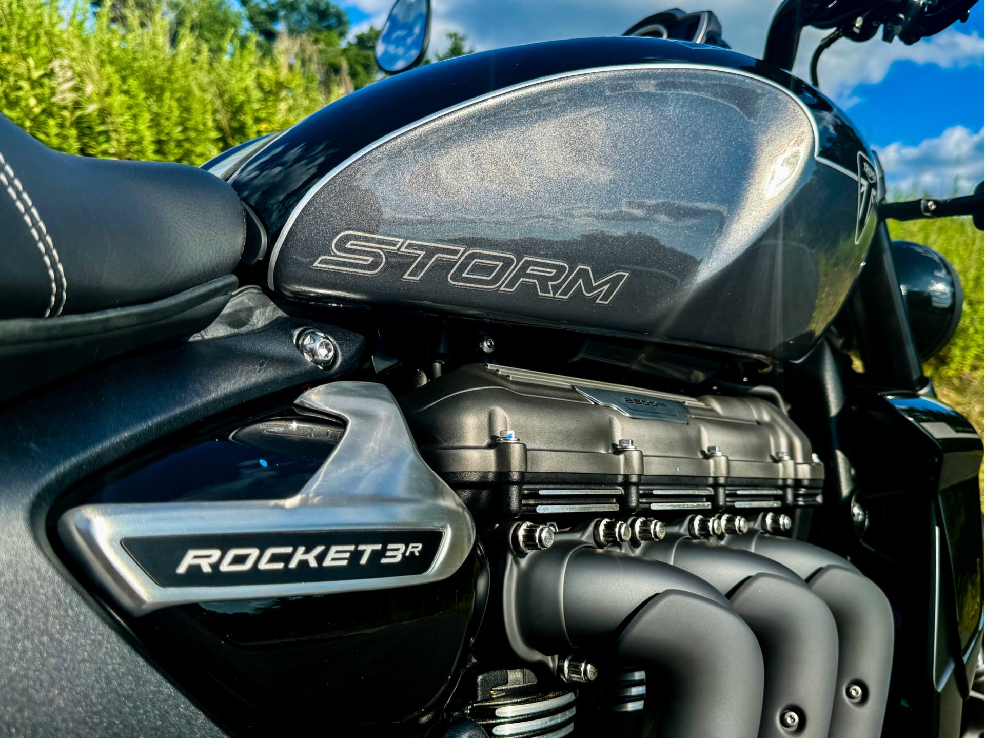 2025 Triumph Rocket 3 Storm R in Enfield, Connecticut - Photo 11