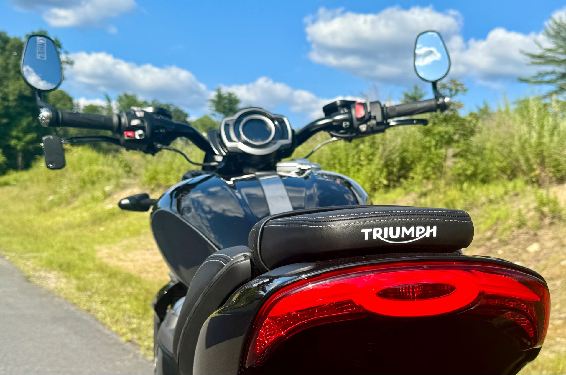 2025 Triumph Rocket 3 Storm R in Enfield, Connecticut - Photo 6