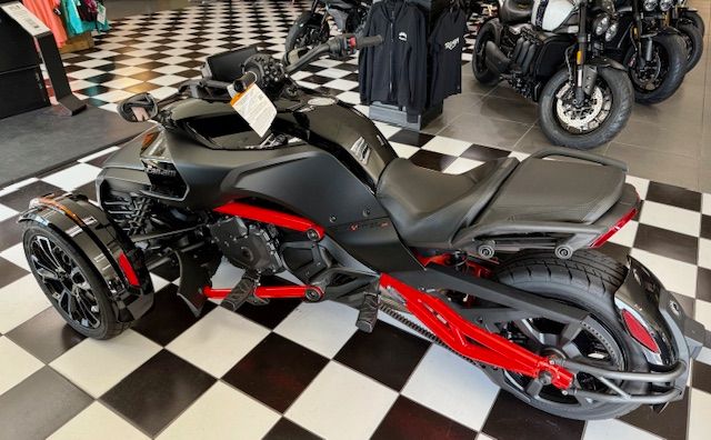 2025 Can-Am Spyder F3-S in Enfield, Connecticut - Photo 3