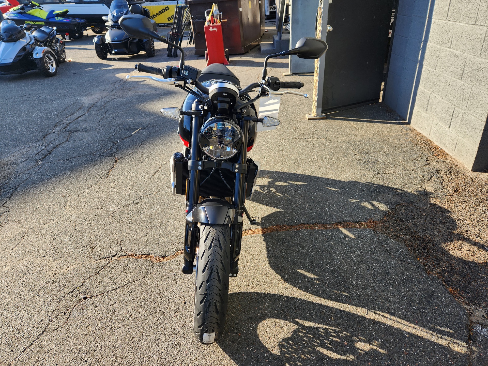 2023 Triumph Trident 660 in Enfield, Connecticut - Photo 3