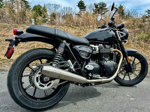 2024 Triumph Speed Twin 900 in Enfield, Connecticut - Photo 17