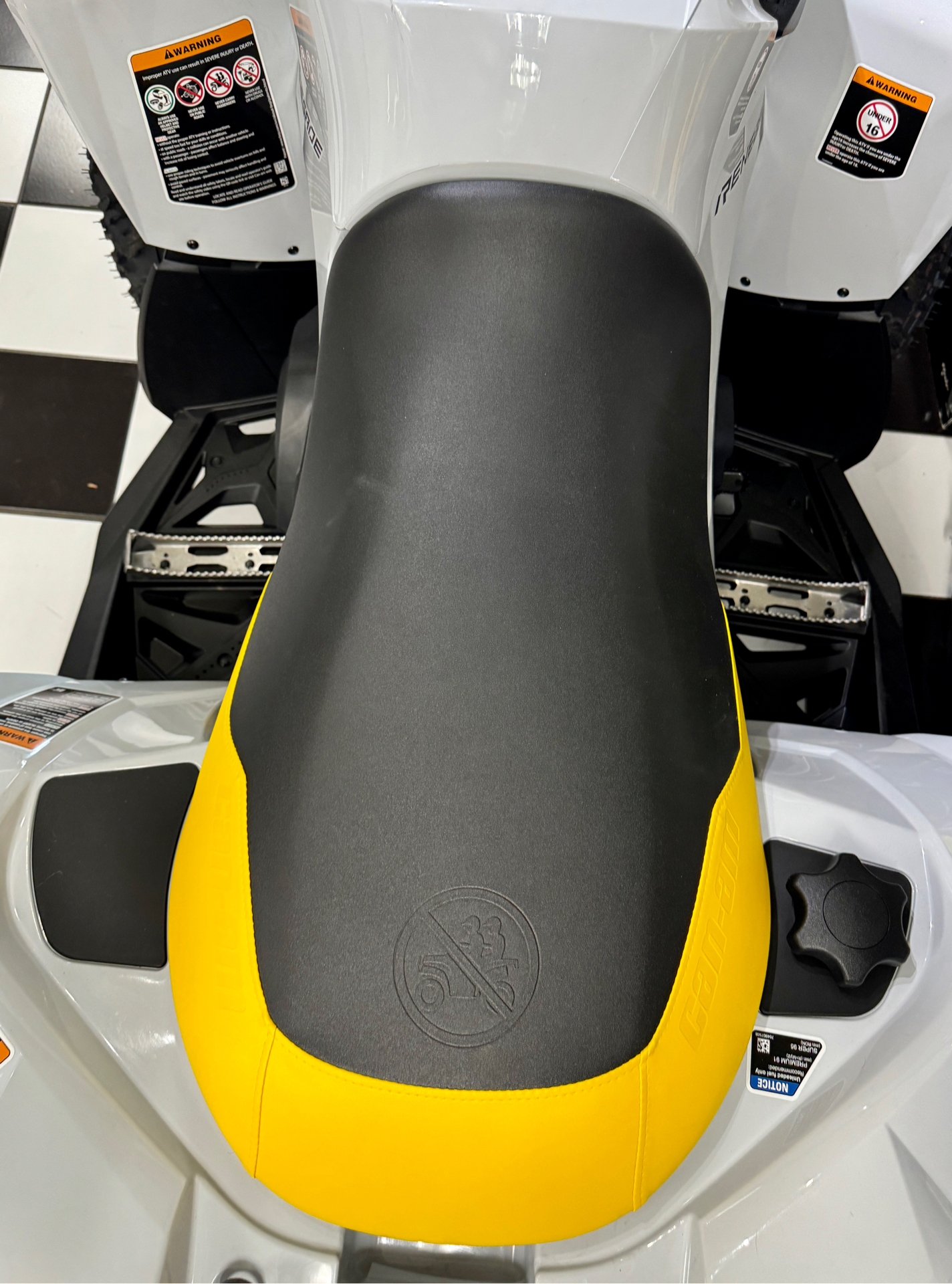 2024 Can-Am Renegade X XC 1000R in Enfield, Connecticut - Photo 20