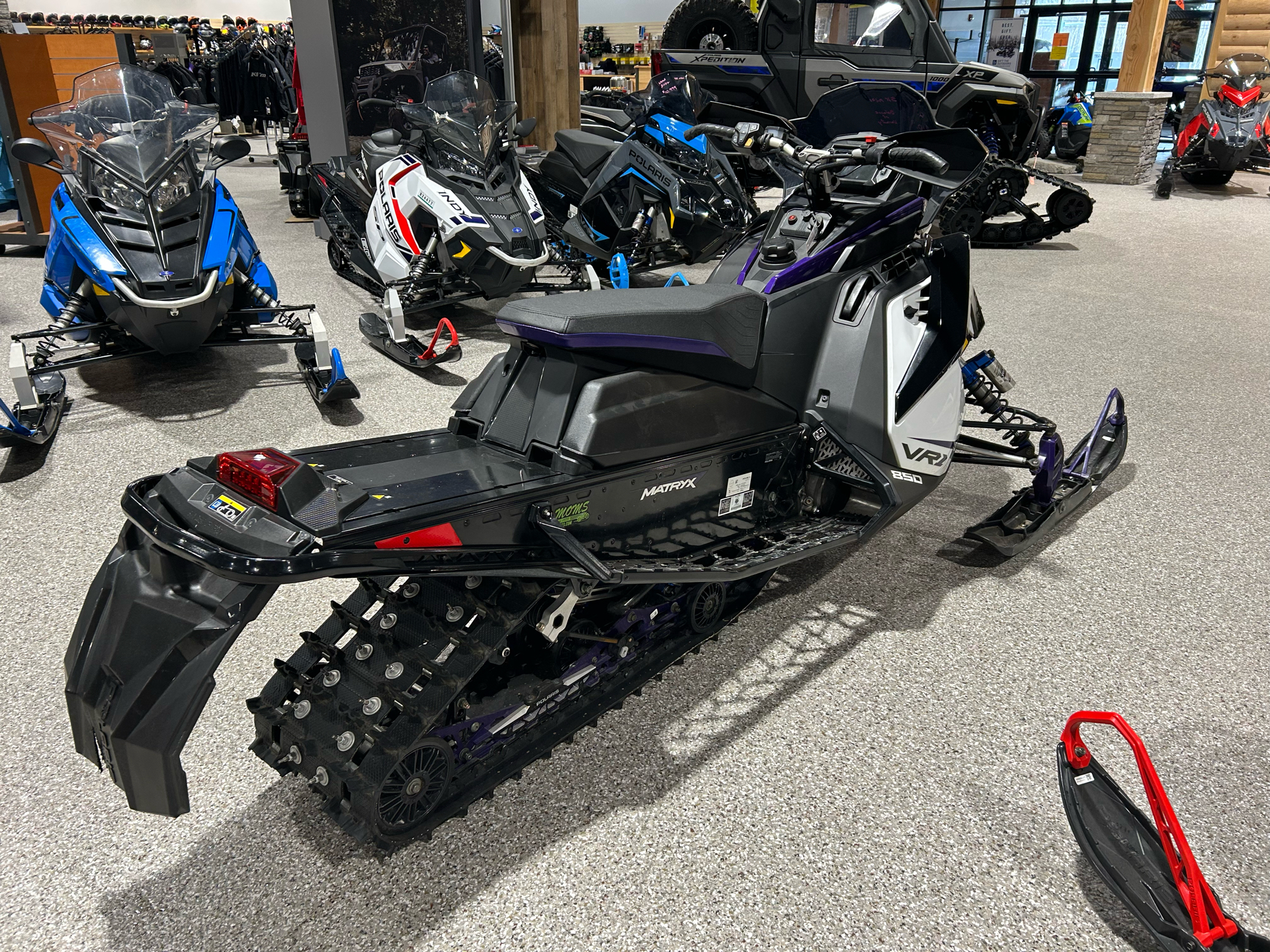 2022 Polaris 850 Indy VR1 129 SC in Gorham, New Hampshire - Photo 2