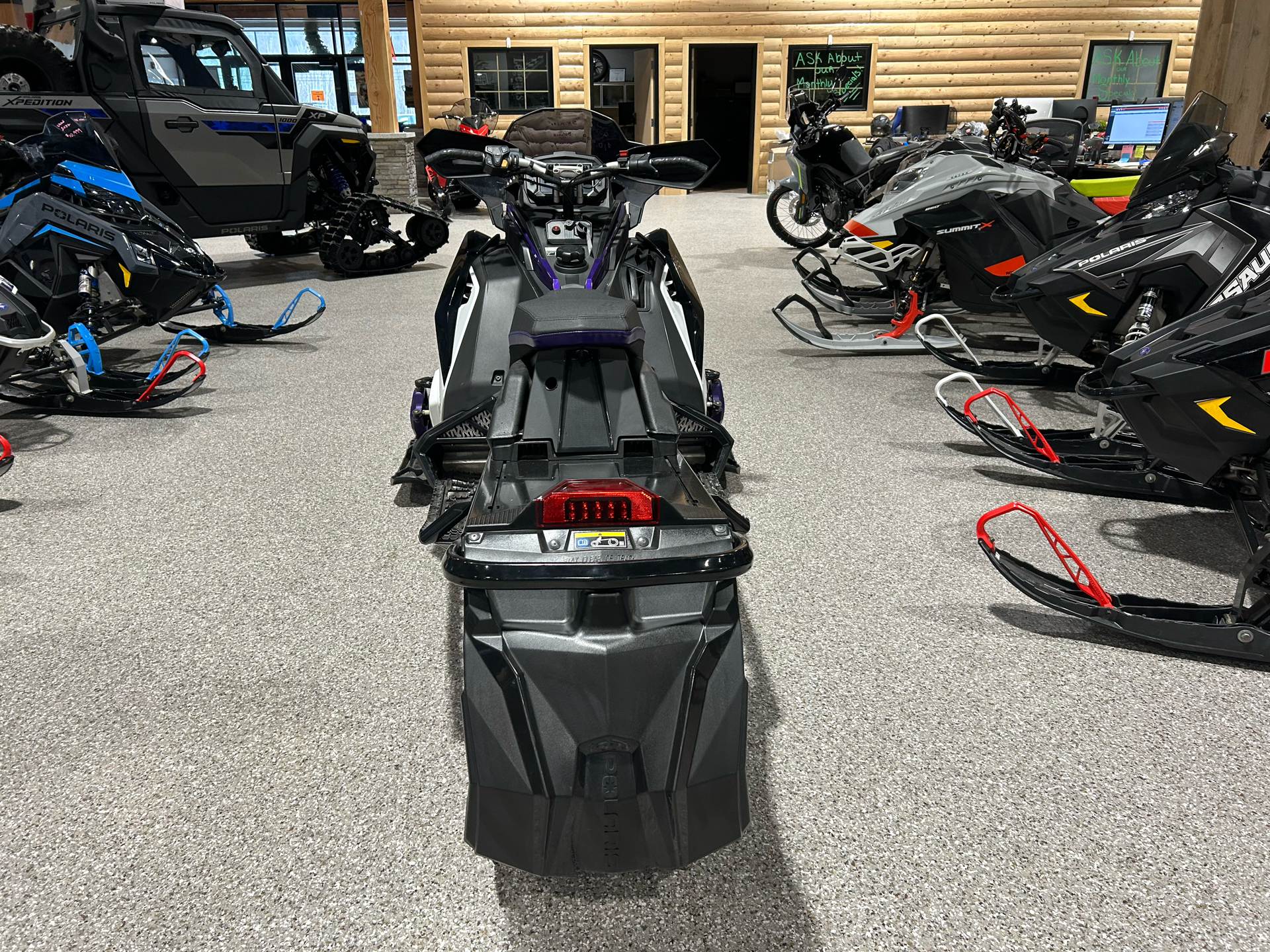 2022 Polaris 850 Indy VR1 129 SC in Gorham, New Hampshire - Photo 7