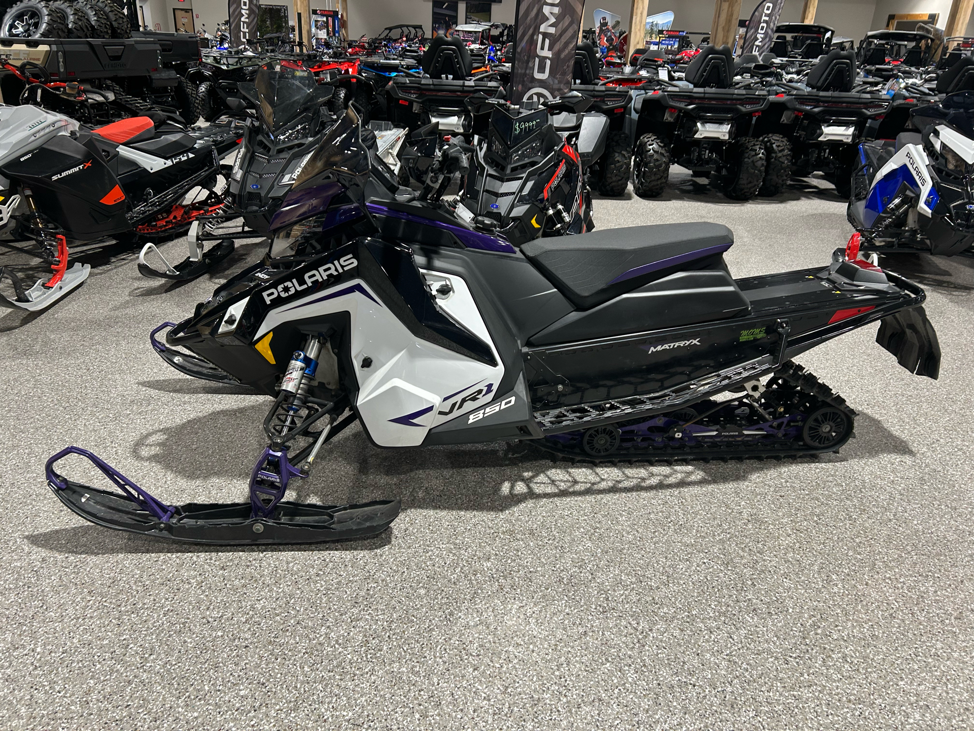 2022 Polaris 850 Indy VR1 129 SC in Gorham, New Hampshire - Photo 9