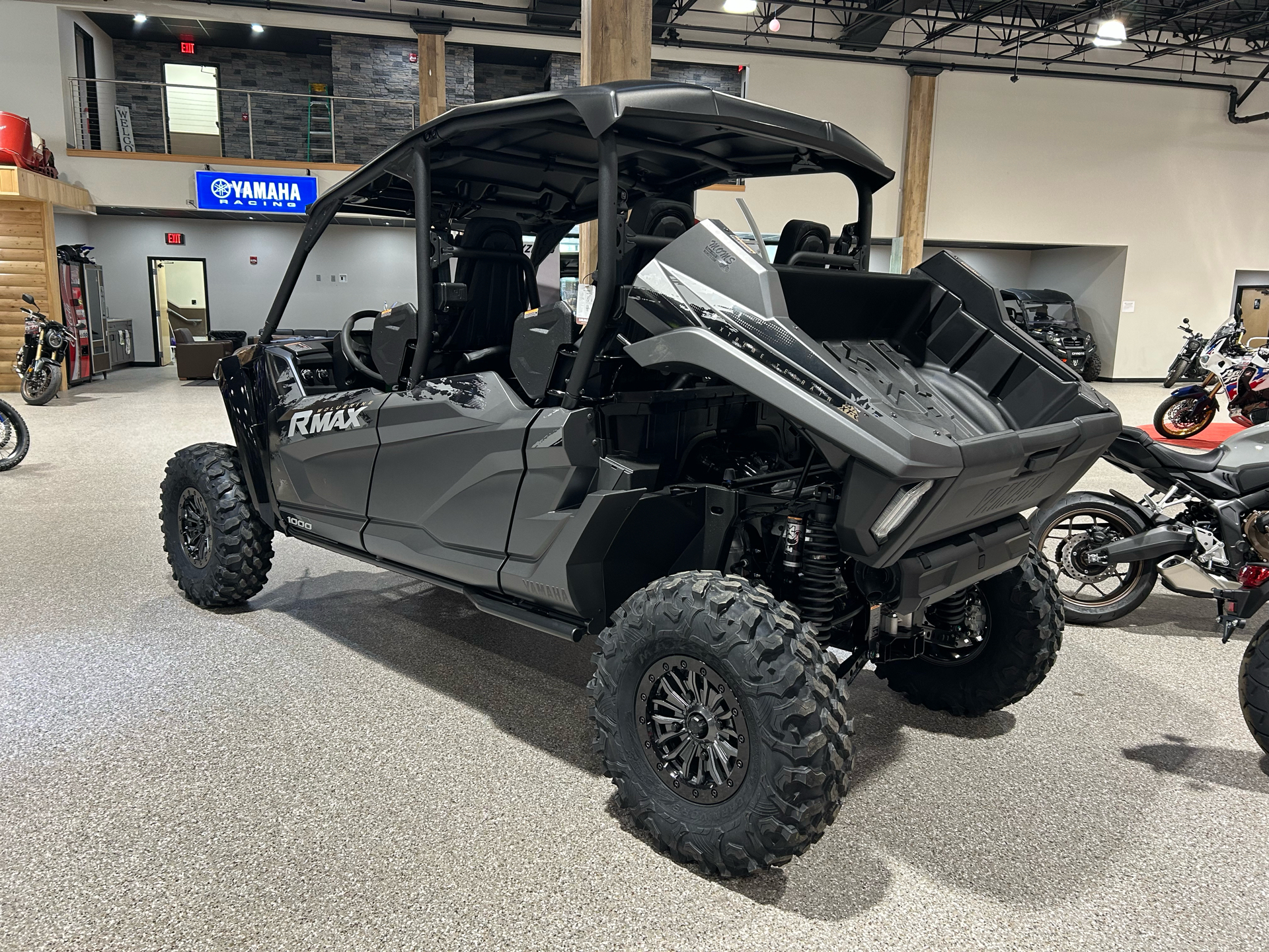 2025 Yamaha Wolverine RMAX4 1000 XT-R in Gorham, New Hampshire - Photo 3