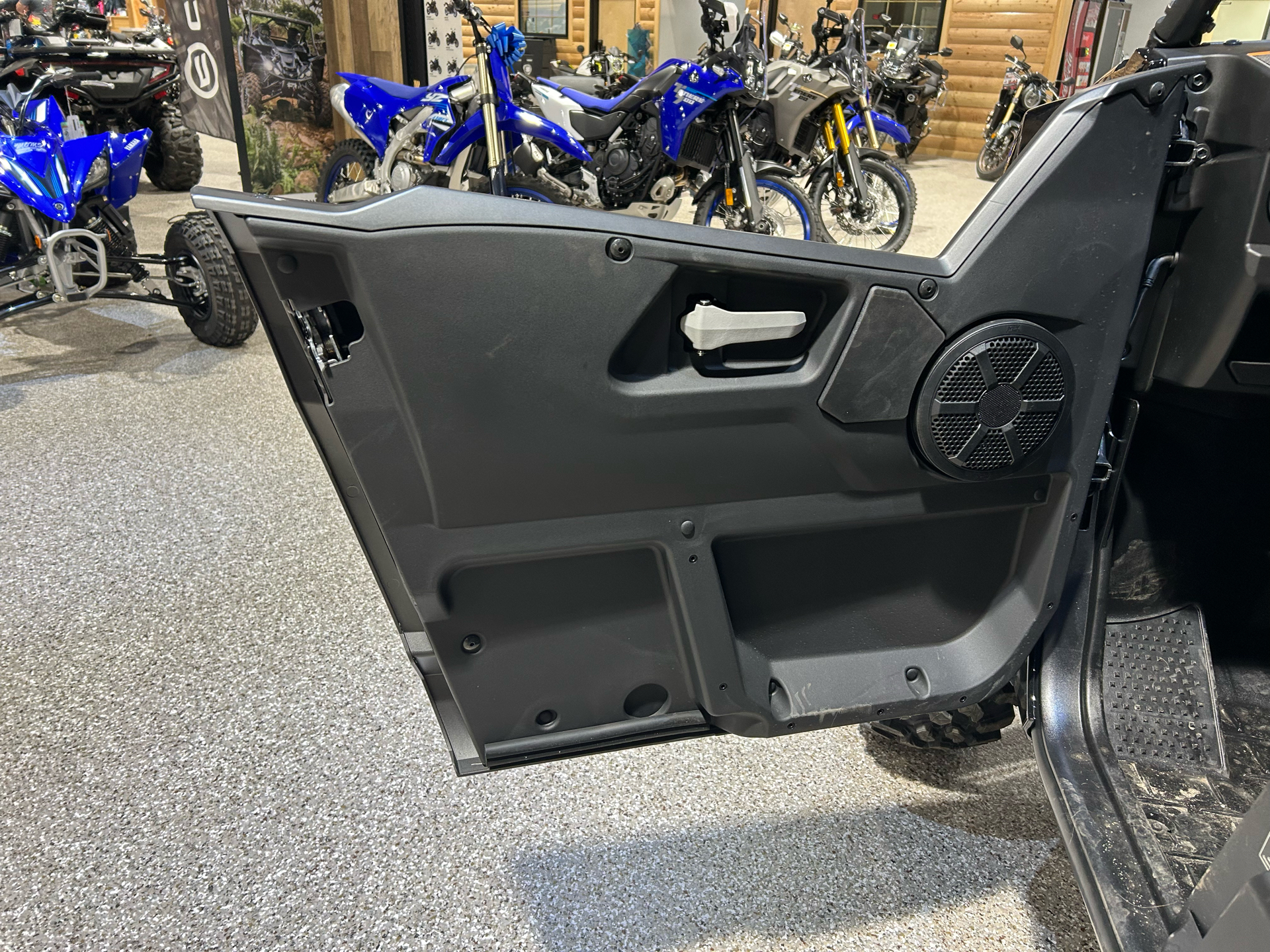 2025 Yamaha Wolverine RMAX4 1000 XT-R in Gorham, New Hampshire - Photo 12