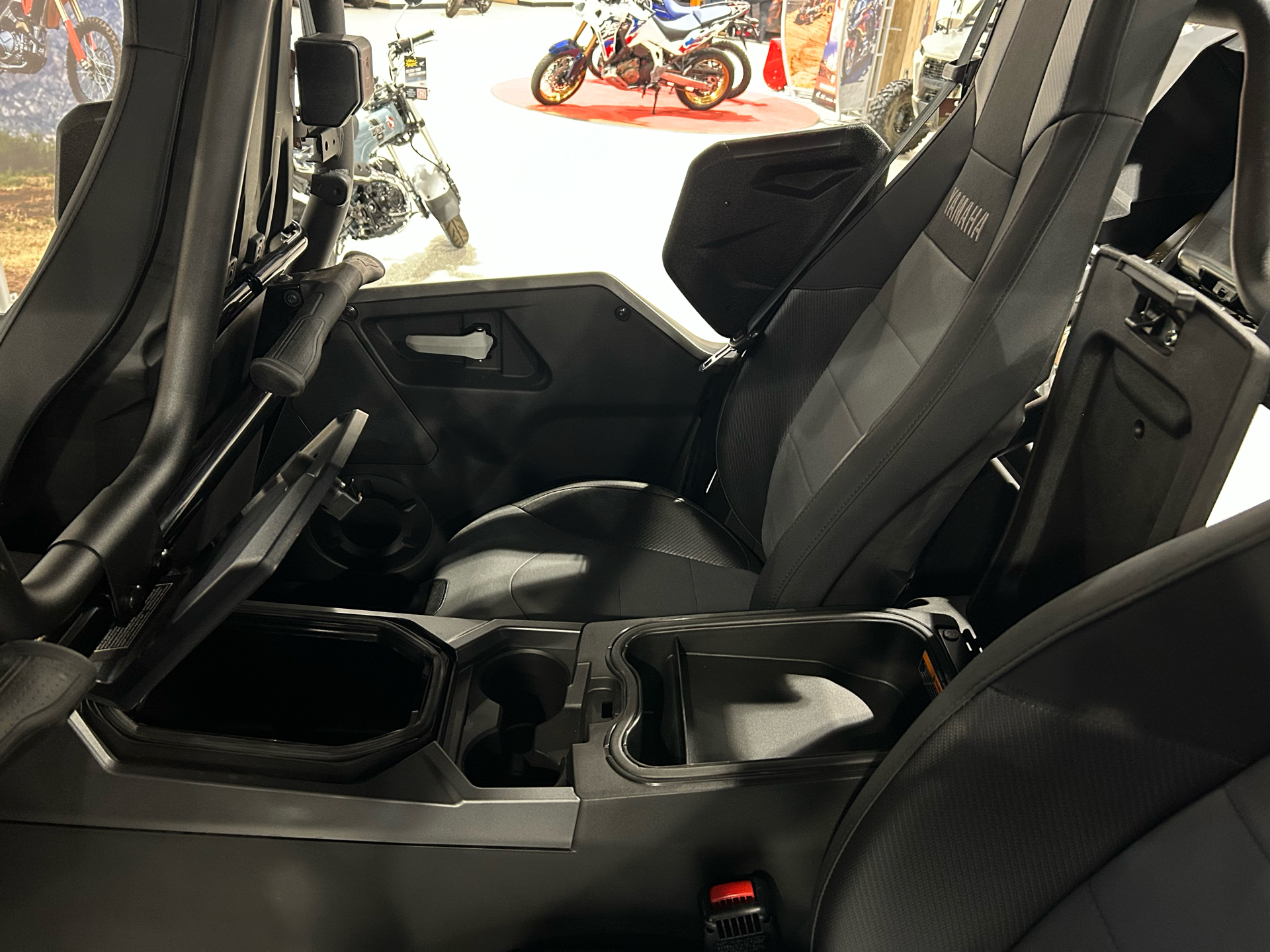 2025 Yamaha Wolverine RMAX4 1000 XT-R in Gorham, New Hampshire - Photo 21