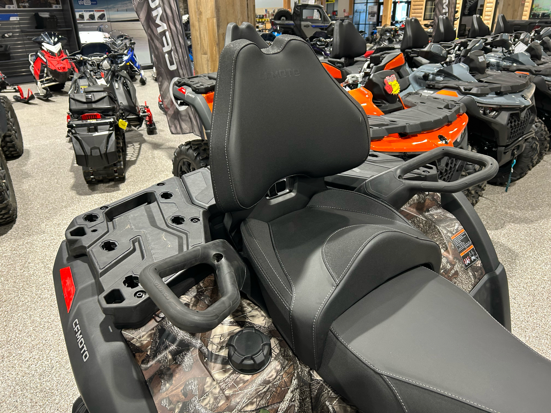 2025 CFMOTO CForce 1000 Touring in Gorham, New Hampshire - Photo 4