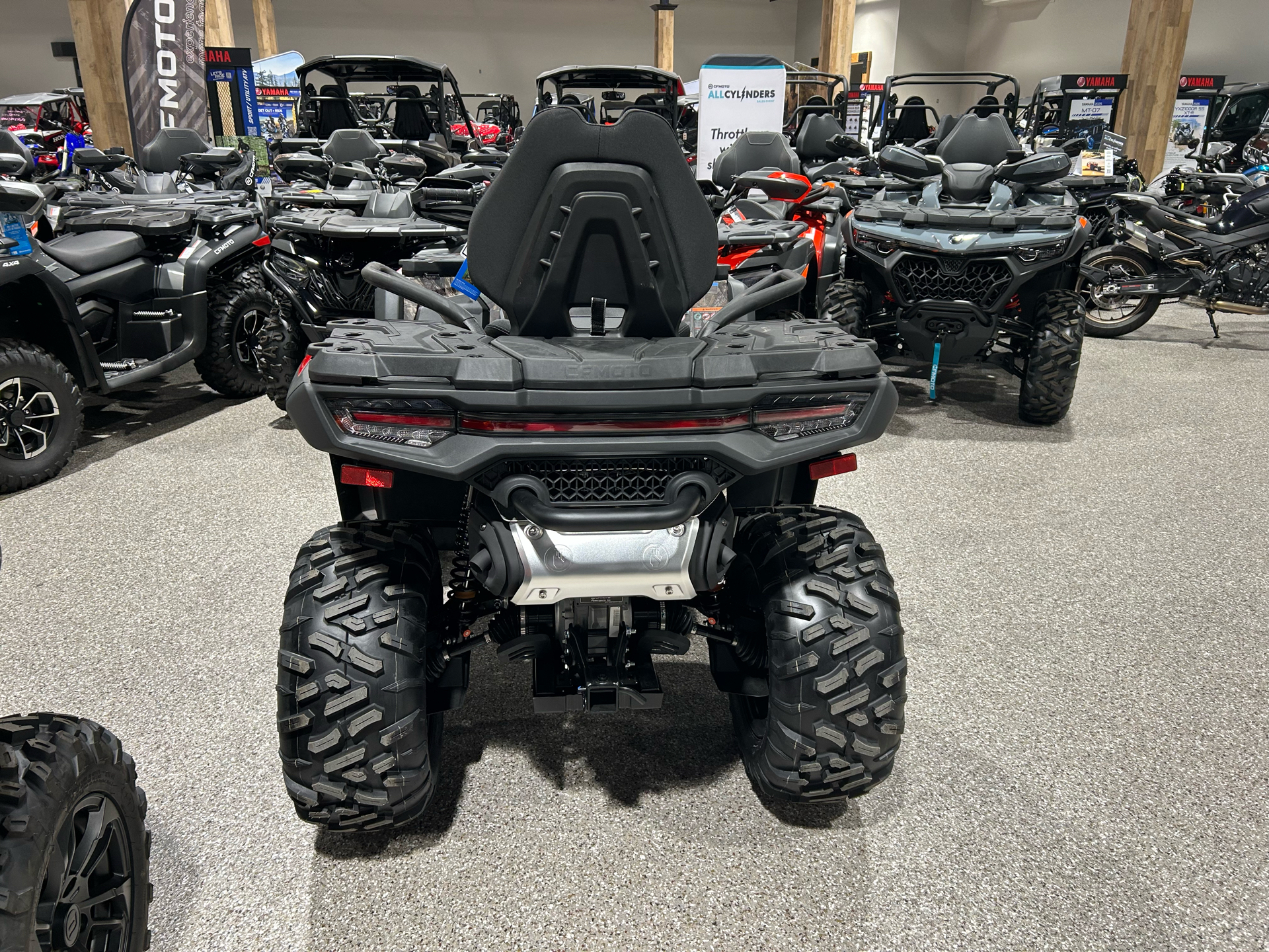 2025 CFMOTO CForce 1000 Touring in Gorham, New Hampshire - Photo 6