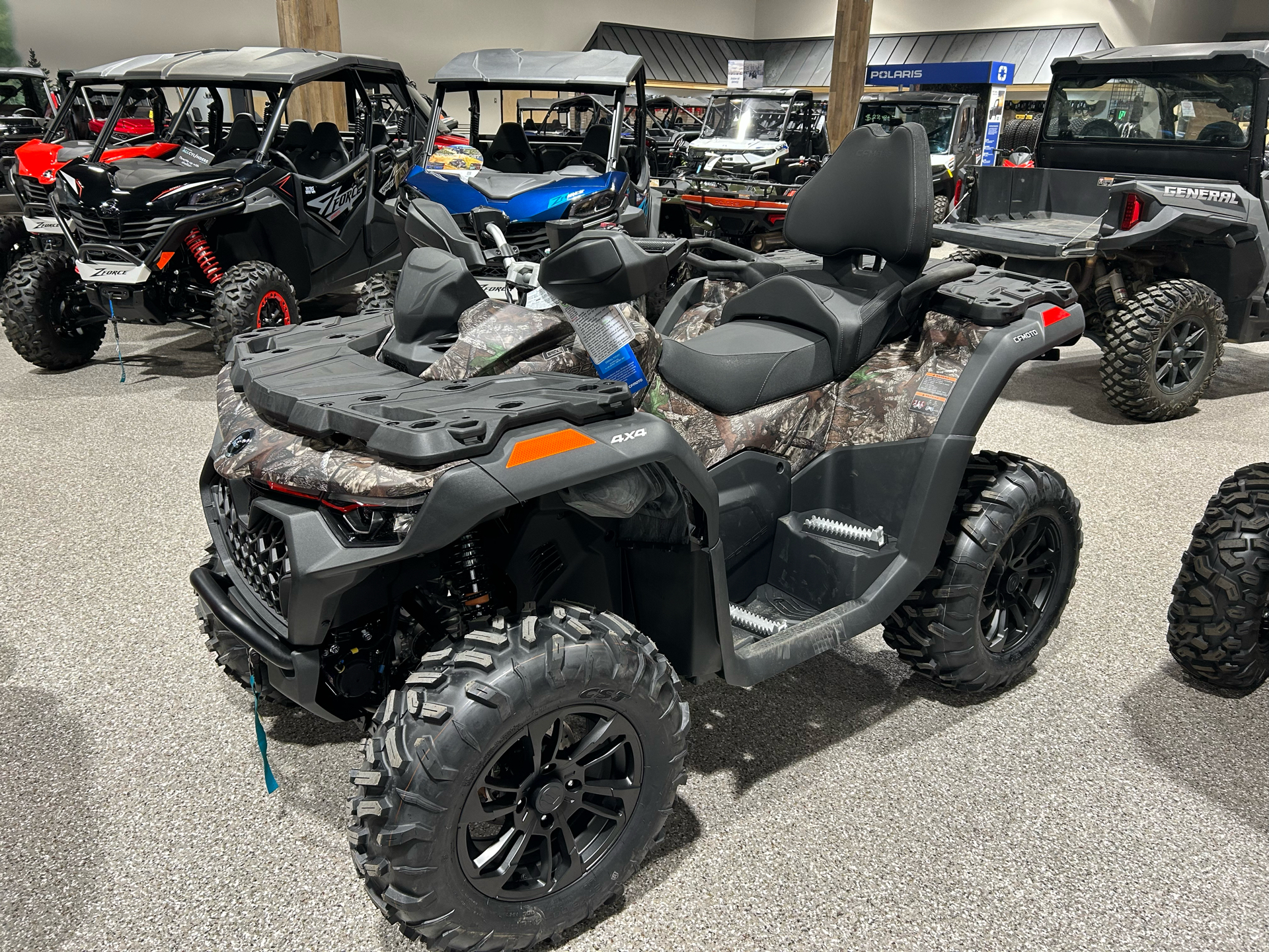 2025 CFMOTO CForce 1000 Touring in Gorham, New Hampshire - Photo 8