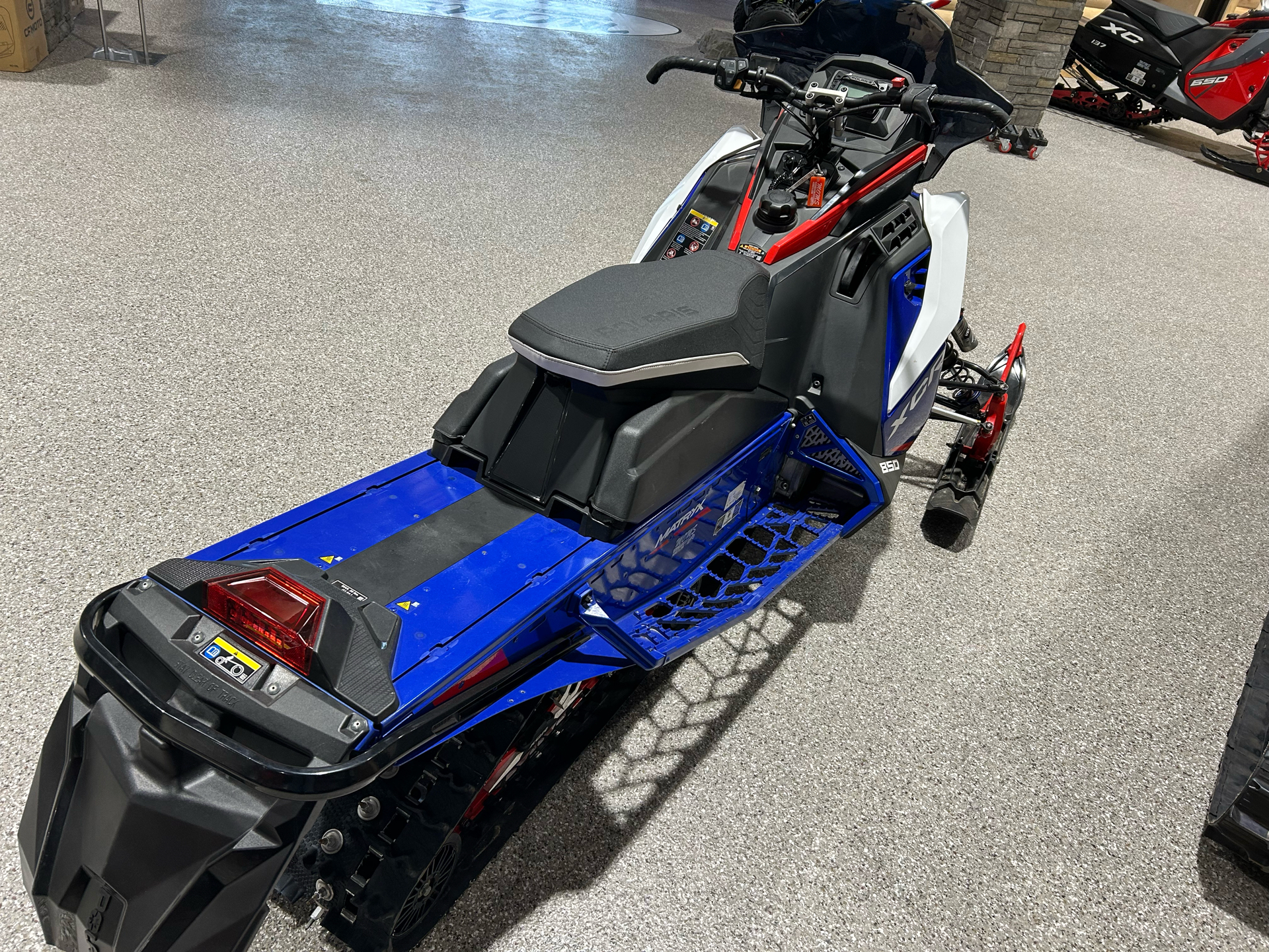 2022 Polaris 850 Indy XCR 128 SC in Gorham, New Hampshire - Photo 4