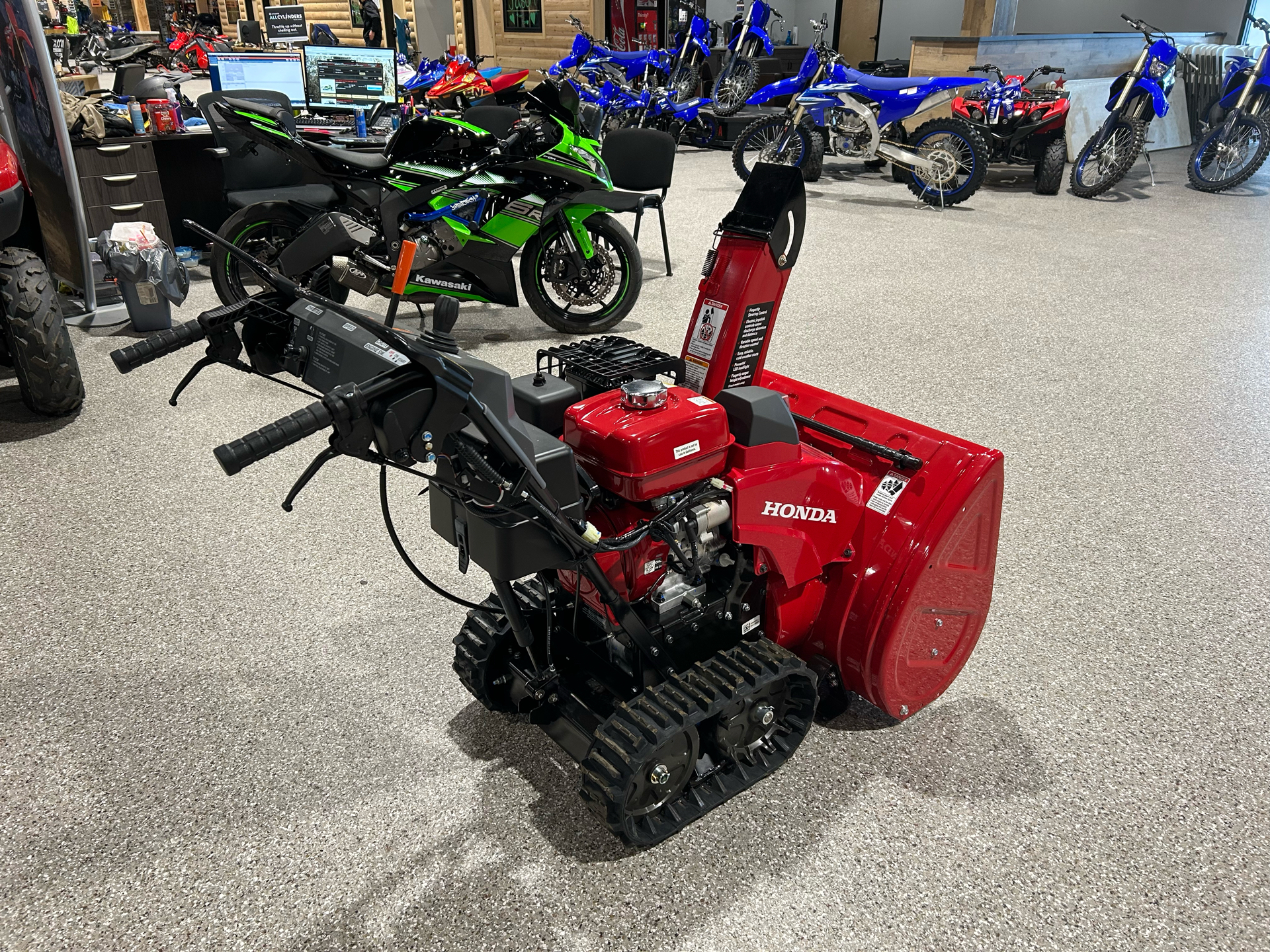 Honda Power Equipment HSS928ATD in Gorham, New Hampshire - Photo 5