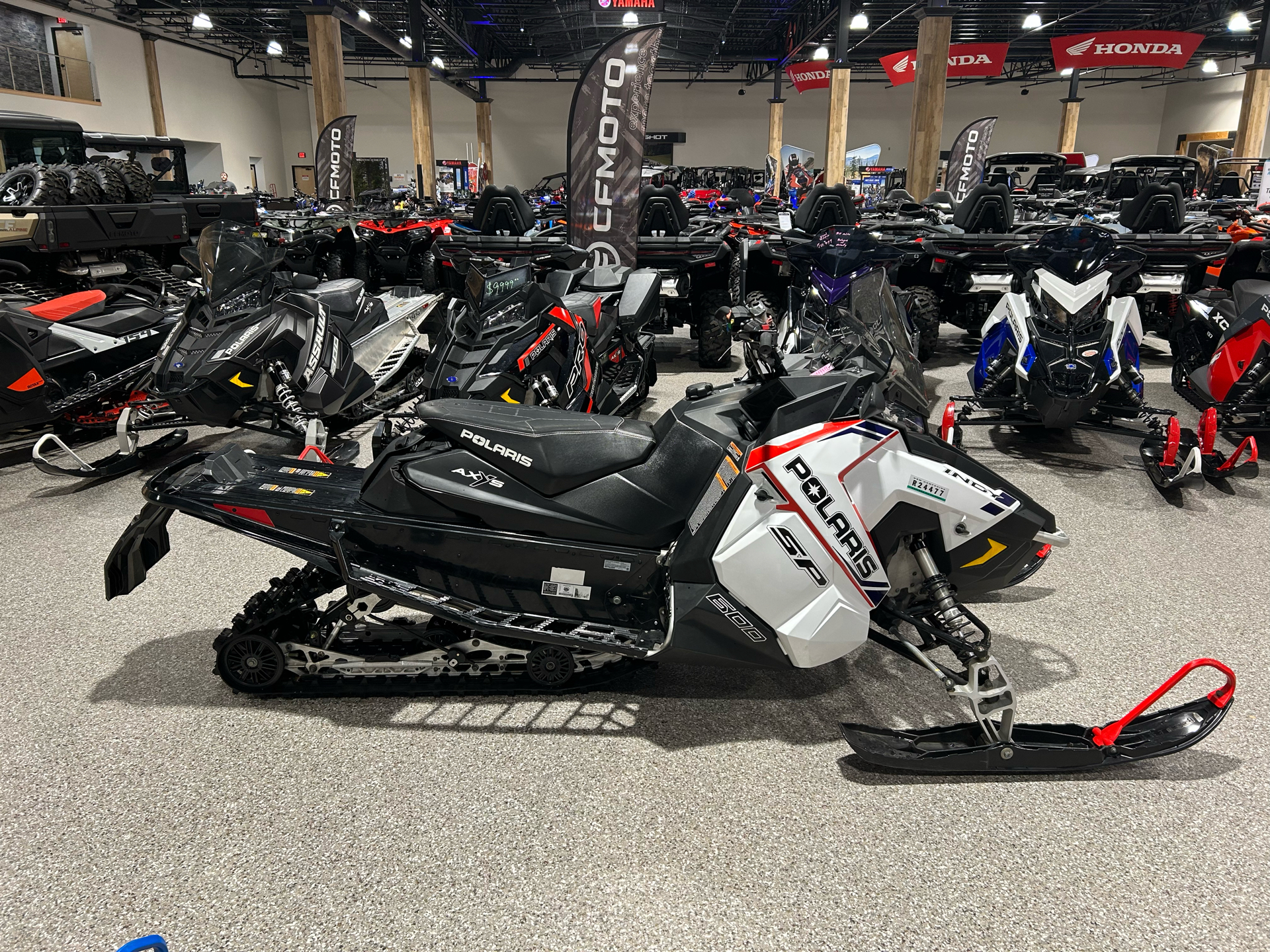 2020 Polaris 600 Indy SP 129 ES in Gorham, New Hampshire - Photo 2
