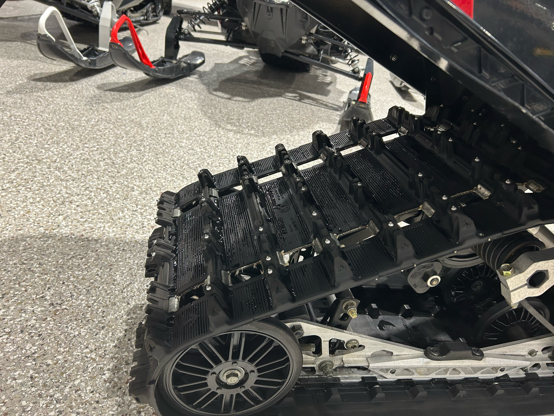 2020 Polaris 600 Indy SP 129 ES in Gorham, New Hampshire - Photo 3
