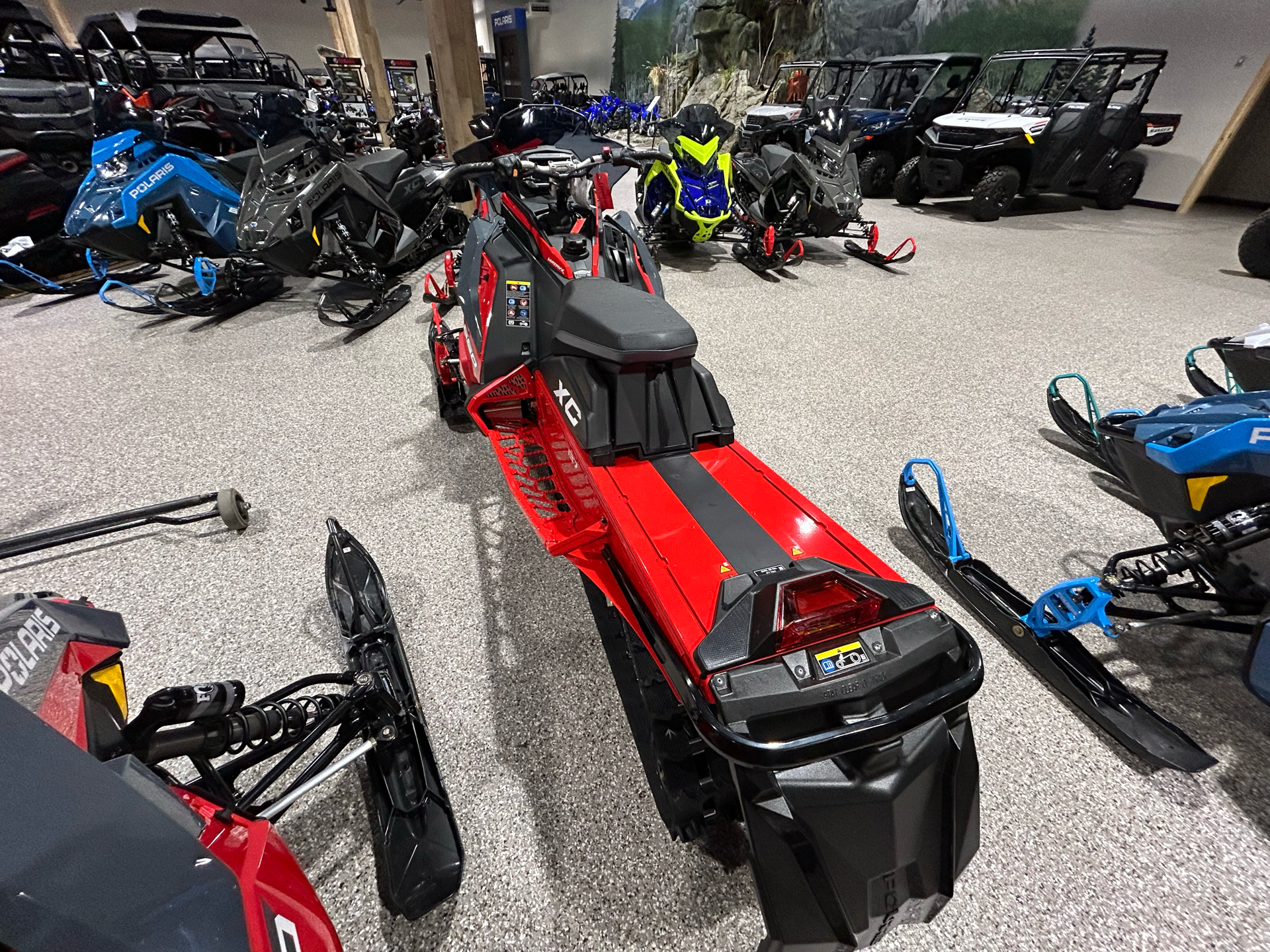 2024 Polaris 650 Indy XC 137 ES in Gorham, New Hampshire - Photo 3