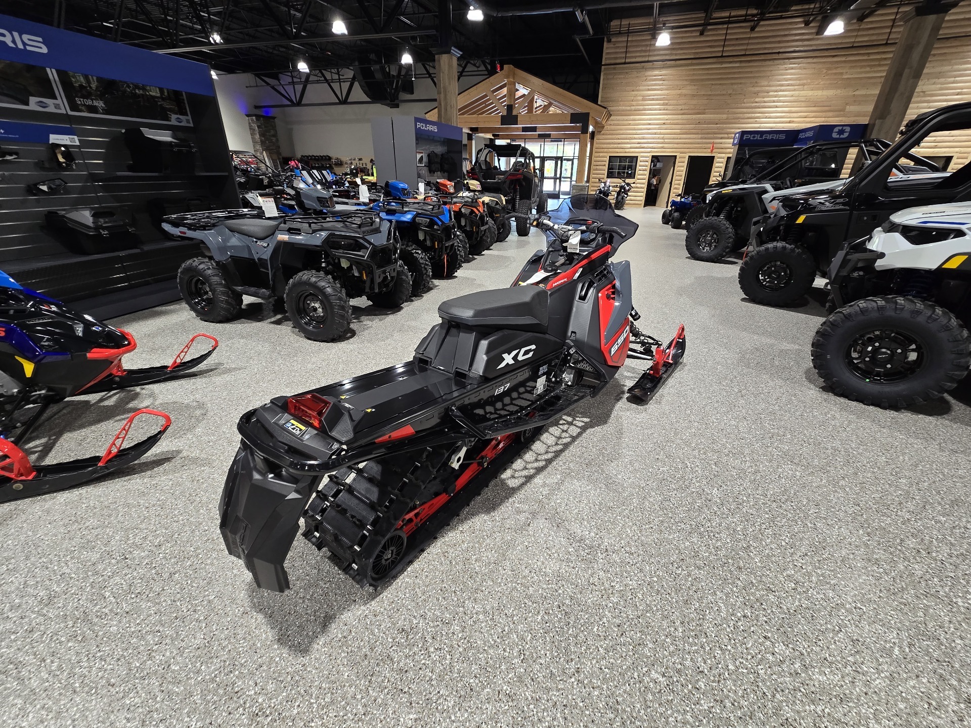 2024 Polaris 650 Indy XC 137 ES in Gorham, New Hampshire - Photo 5