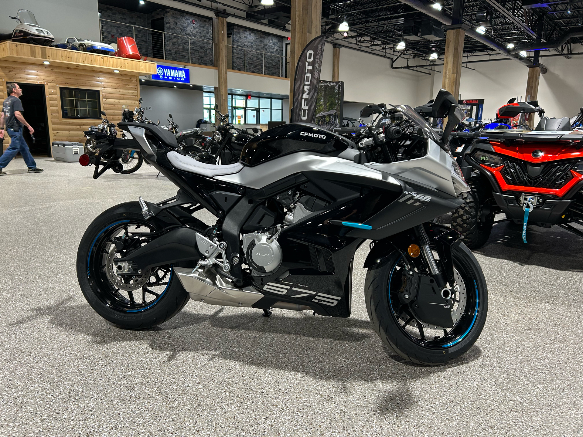 2025 CFMOTO 675SS in Gorham, New Hampshire - Photo 2