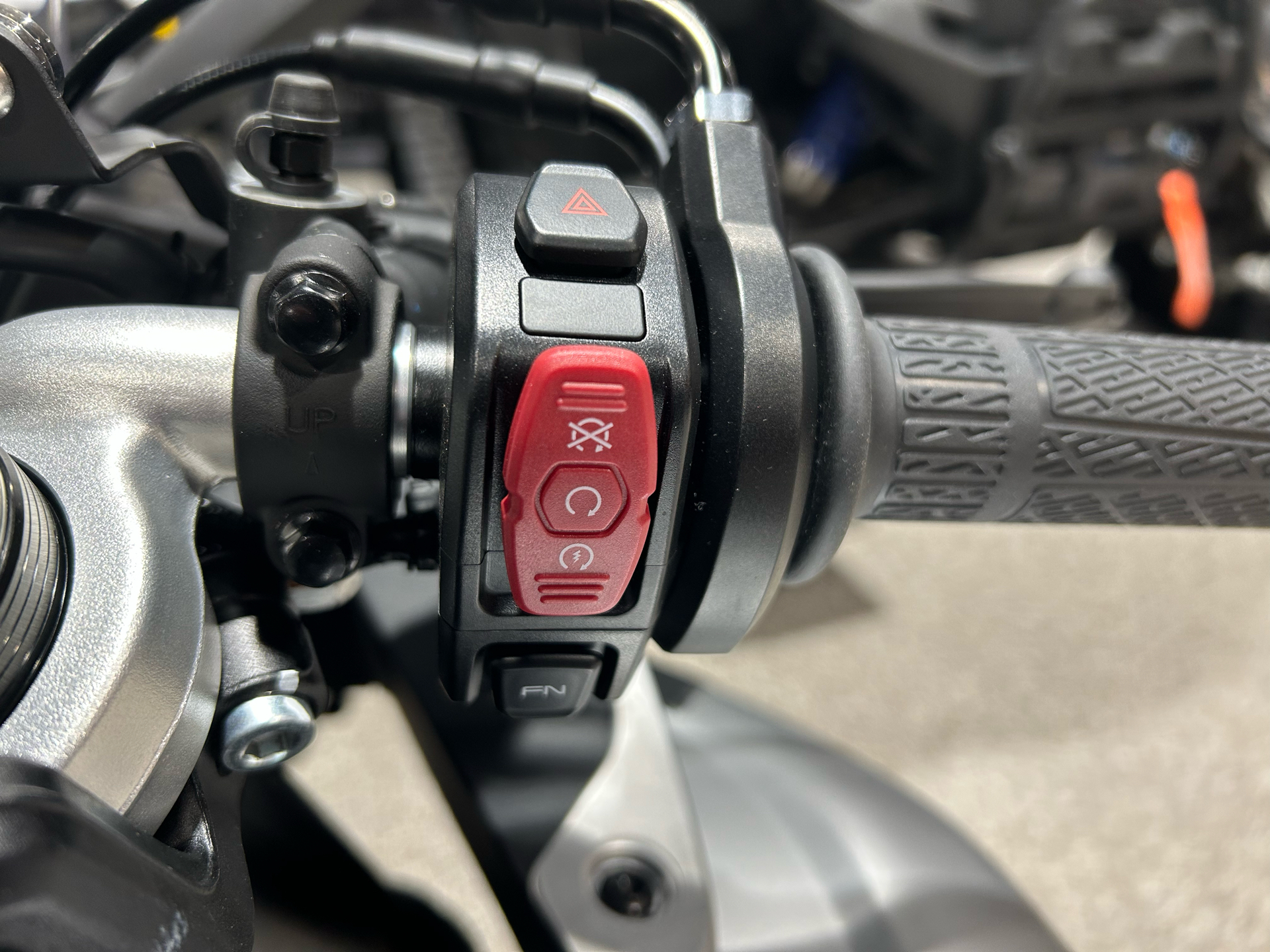 2025 CFMOTO 675SS in Gorham, New Hampshire - Photo 14